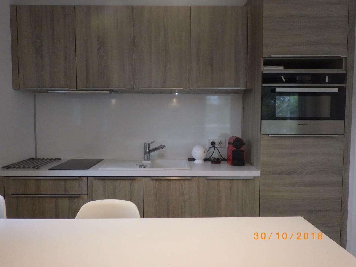 Villa Lucienne Bandol , T2 4 Etoiles Avec Garage, Dans Les Calanques 外观 照片